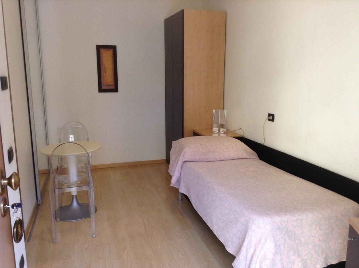 Hotel Schenatti Sondrio Room photo