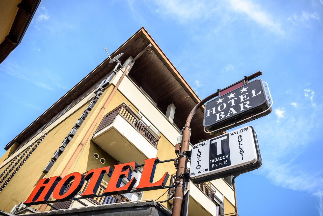 Hotel Schenatti Sondrio Exterior photo